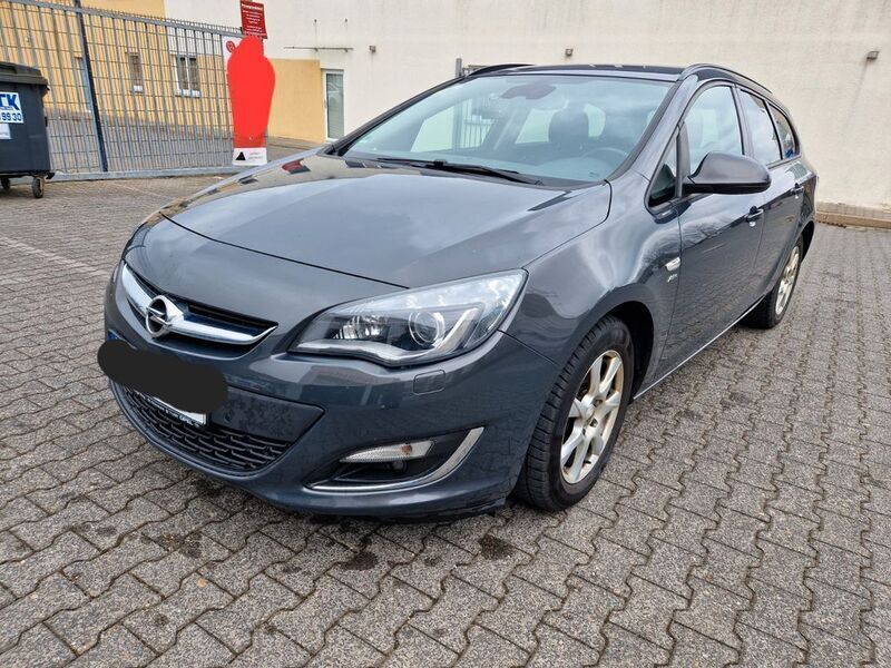 Grau Gebraucht 2013 Opel Astra Active Kombi | 4.300 € (Guter Preis) - Bild 1/4