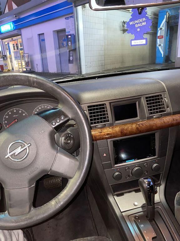 Gebraucht Opel Vectra Elegance 147 PS (108 kW) 2003 Silber Limousine