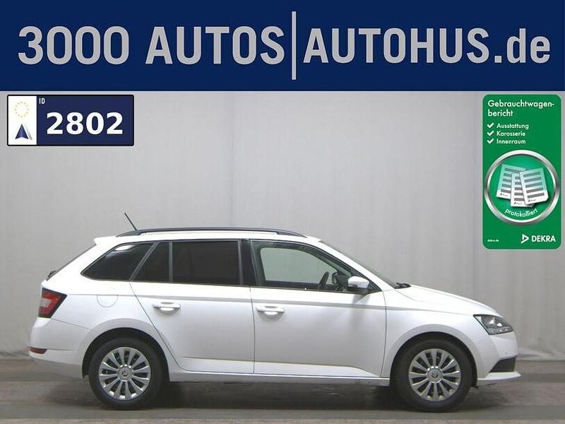 Weiss Gebraucht 2022 Skoda Fabia Ambition Kombi | 8.780 € (Superpreis) - Bild 1/4