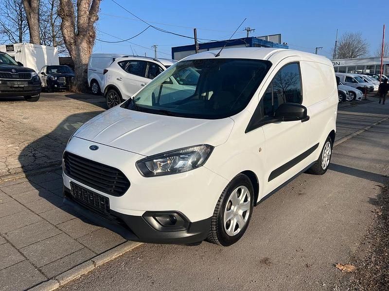Gebraucht Ford Transit Trend 101 PS (74 kW) 2019 Weiß Limousine