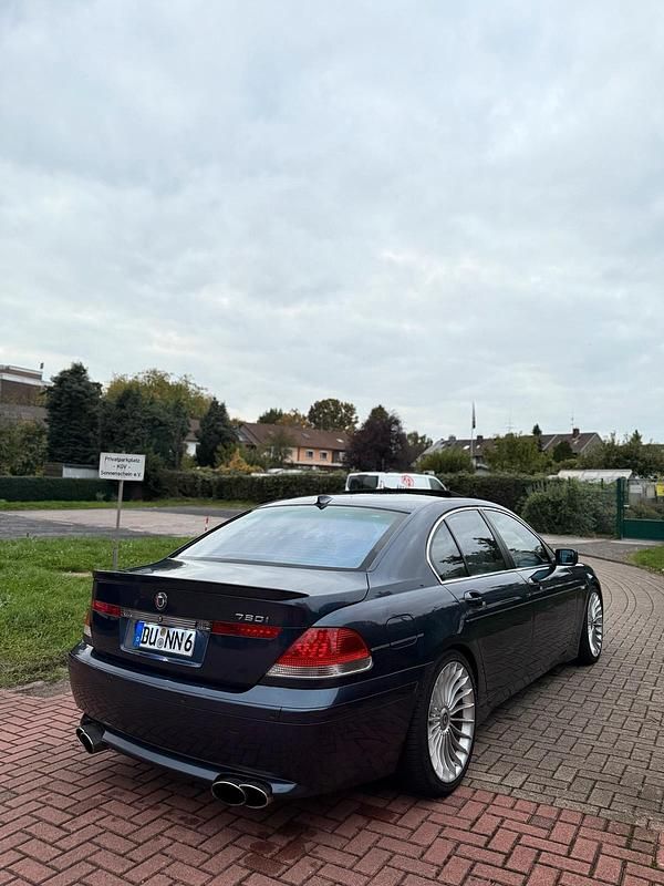 Blau Gebraucht 2003 BMW 735 Limousine | 5.500 € - Bild 1/4