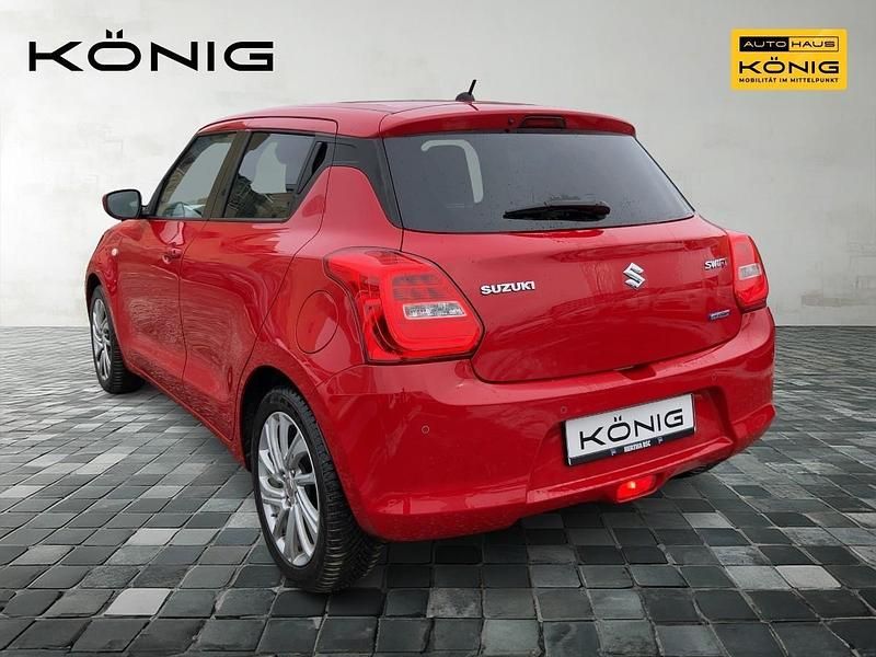 Gebraucht Suzuki Swift Comfort 2023 Rot Kleinwagen