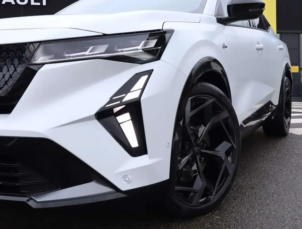 Gebraucht Renault Rafale 300 PS (220 kW) 2025 Weiß SUV