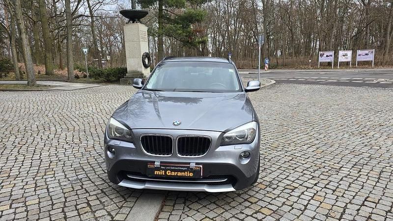 Gebraucht BMW X1 xLine 150 PS (110 kW) 2012 Grau SUV