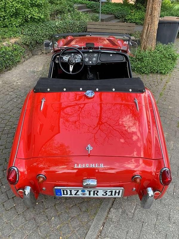 Gebraucht Triumph TR3 101 PS (74 kW) 1960 Rot Cabrio
