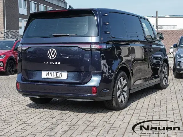 Neu VW ID. Buzz 150 kW (204 PS) 2025 Starlight blue metallic Van / Kleinbus