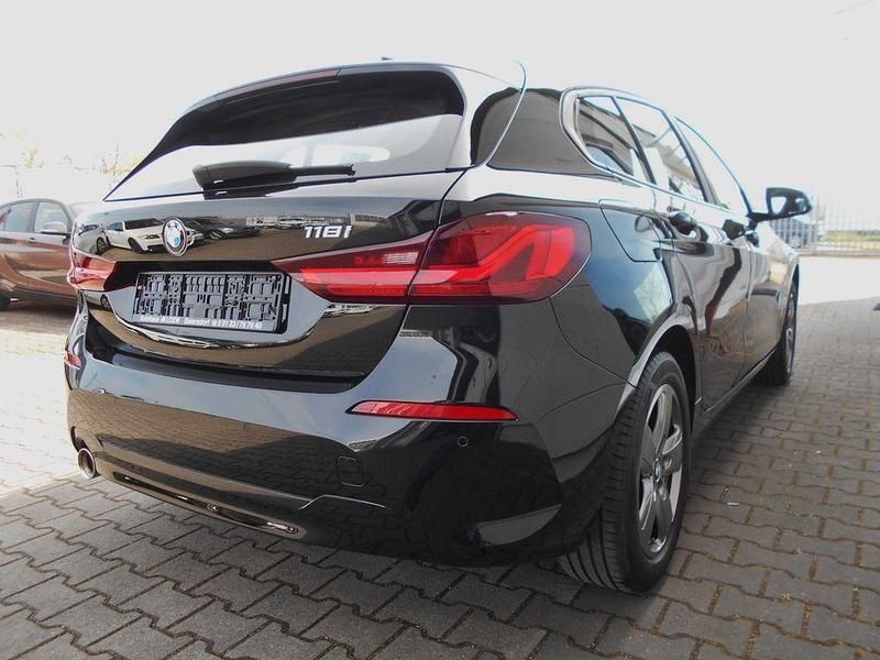 Gebraucht BMW 118 136 PS (100 kW) 2022 Schwarz Kleinwagen