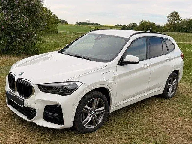 Gebraucht BMW X1 M Sport 220 PS (161 kW) 2021 Weiß SUV