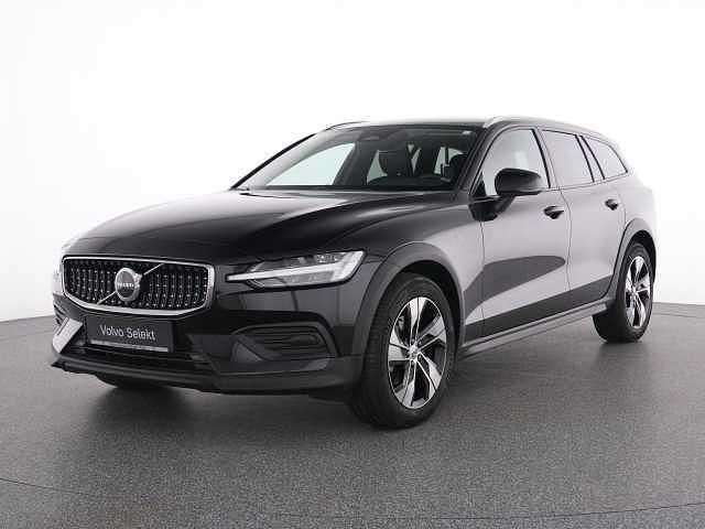 Gebraucht Volvo V60 CC 145 PS (106 kW) 2023 Kombi