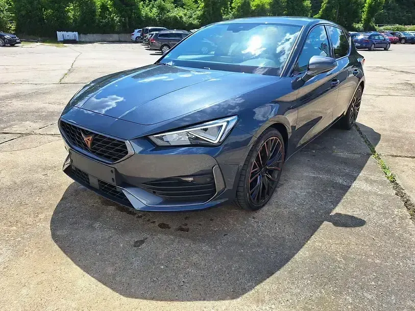 Gebraucht Cupra Leon 2023 "magnetic tech" Limousine