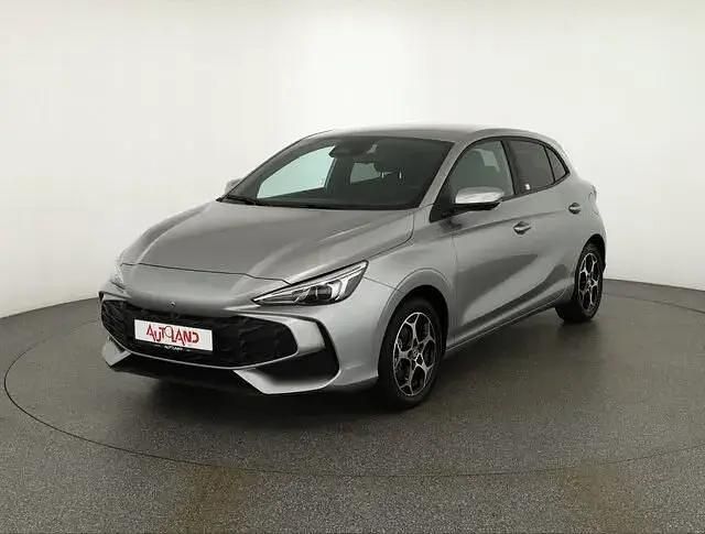 Gebraucht MG MG3 Luxury 197 PS (144 kW) 2025 Silber Kleinwagen