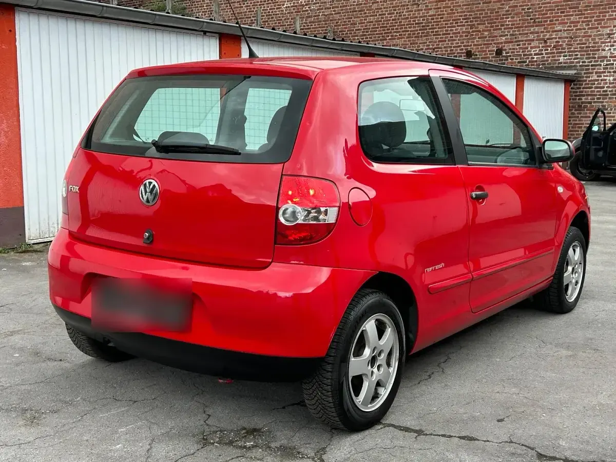 Second-hand VW Fox 58 CP (42 kW) 2009 Roșu Hatchback