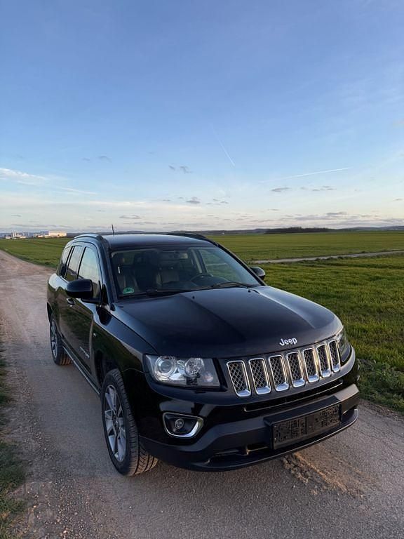 Gebraucht Jeep Compass Limited 170 PS (125 kW) 2015 Schwarz SUV