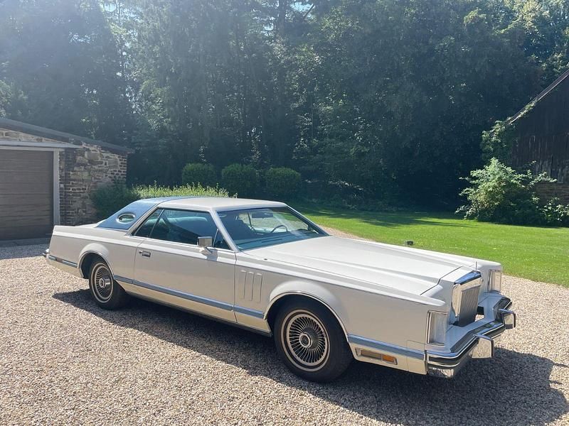 Weiß Gebraucht 1979 Lincoln Continental Coupé | 15.450 € - Bild 1/4
