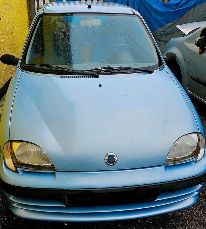 Blau Gebraucht 2002 Fiat Seicento Kleinwagen | 200 € (Superpreis) - Bild 1/4