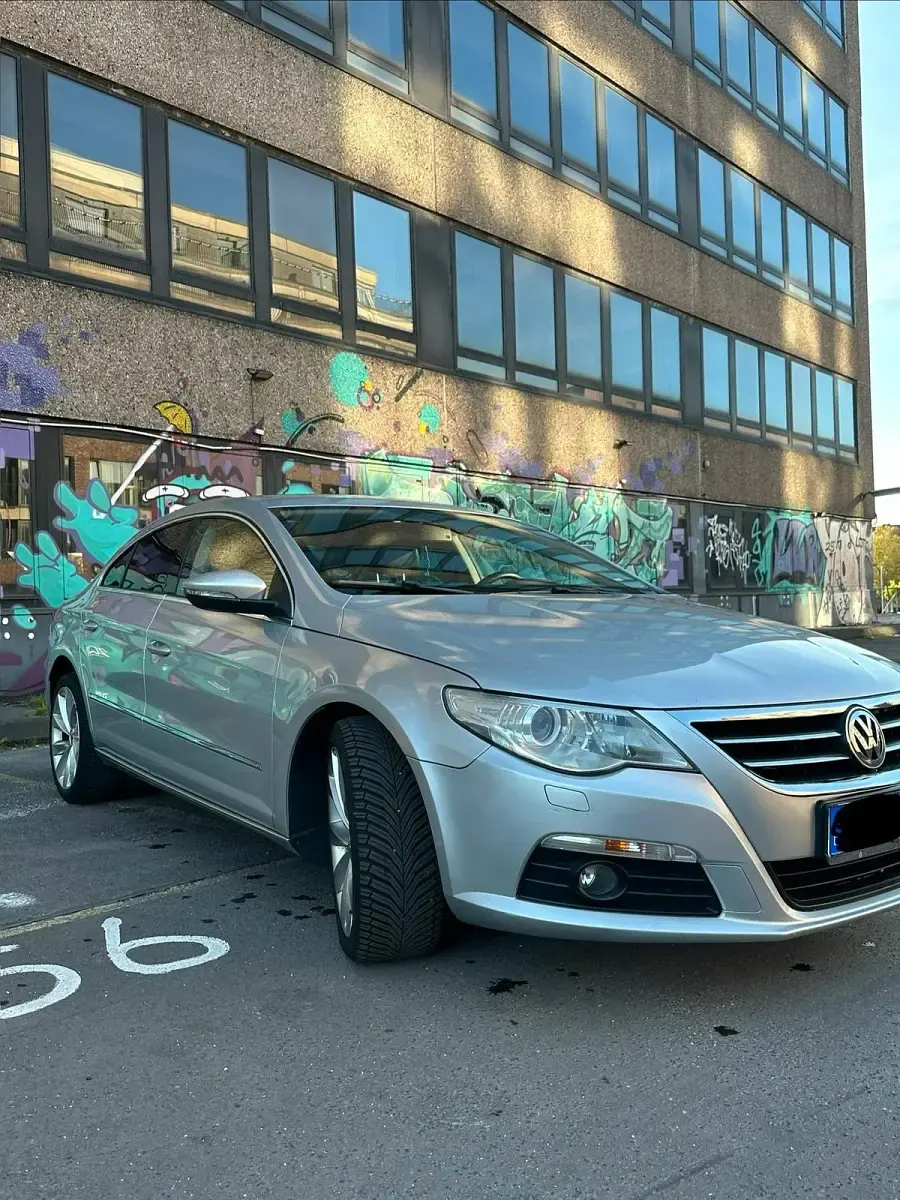 Gebraucht VW Passat 160 PS (117 kW) 2010 Silber Coupé