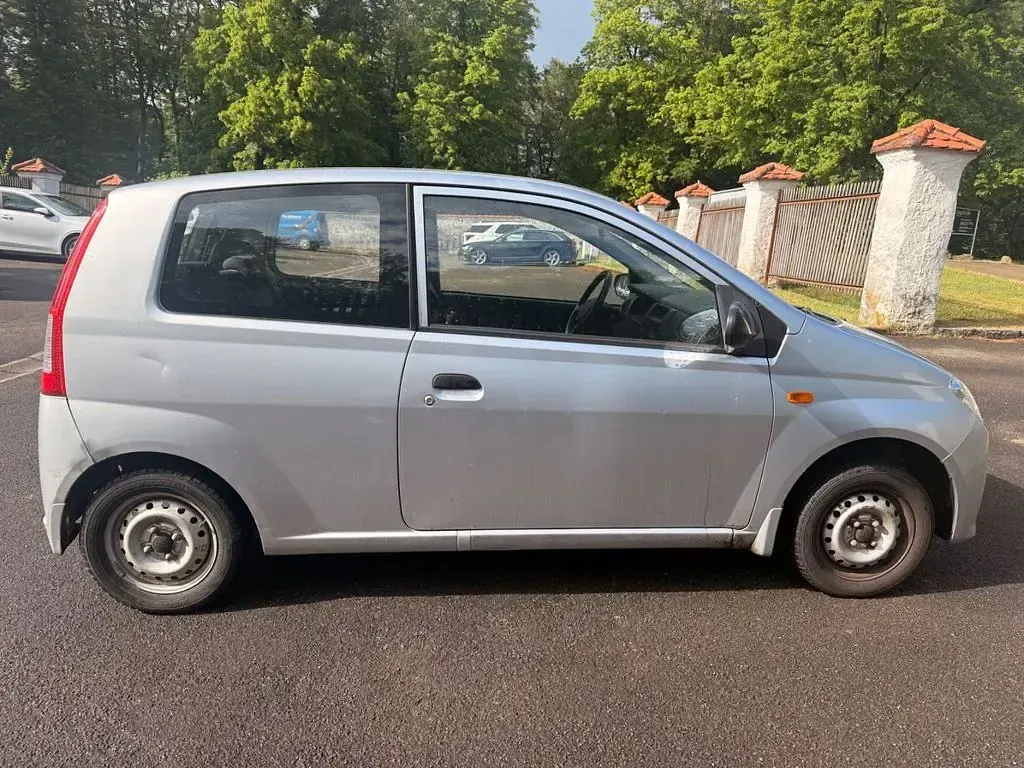 Brugt Daihatsu Cuore Plus 58 HK (42 kW) 2006 Sølv Hatchback