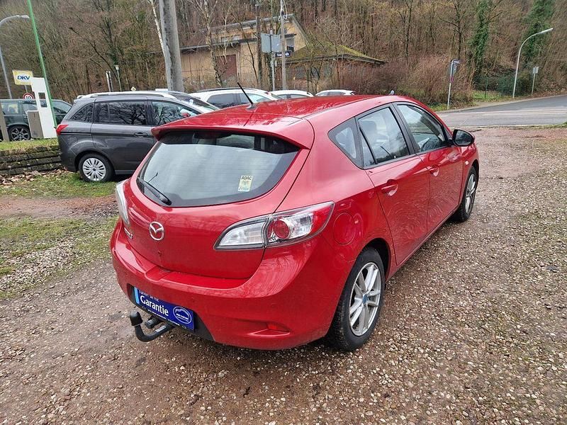 Gebraucht Mazda 3 105 PS (77 kW) 2012 Rot Limousine