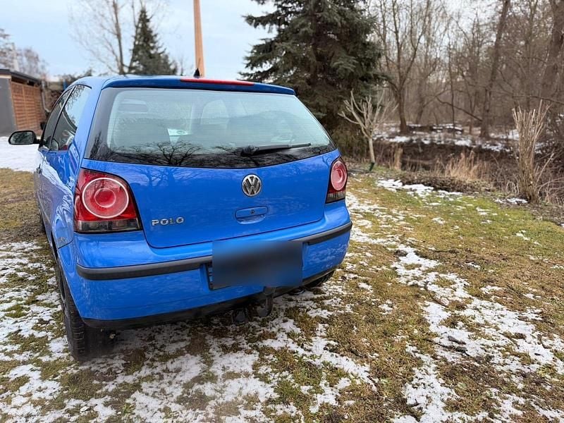 Gebraucht VW Polo 60 PS (44 kW) 2007 Blau Kleinwagen