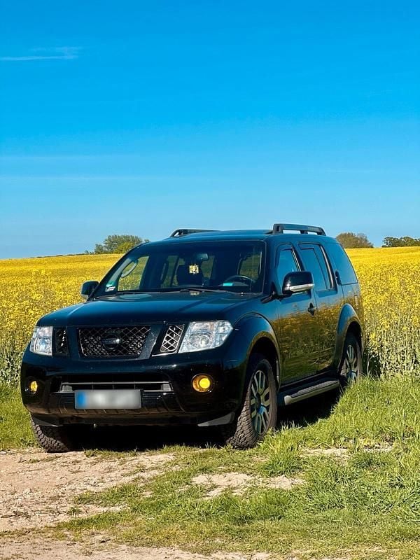 Gebraucht Nissan Pathfinder 190 PS (139 kW) 2014 Schwarz SUV