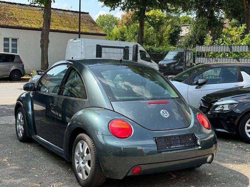 Second-hand VW New Beetle Style 101 CP (74 kW) 2003 Verde Hatchback