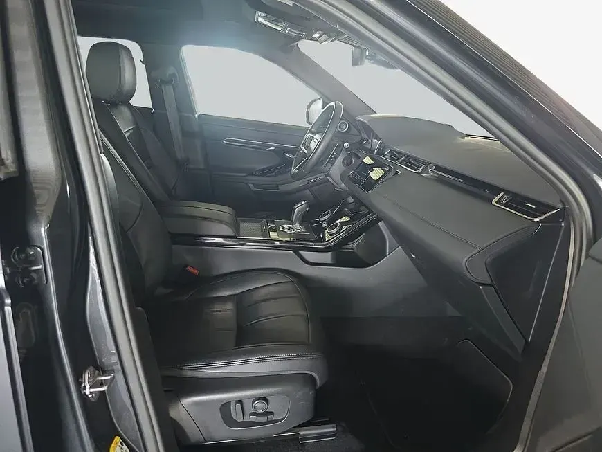 Gebraucht Land Rover Range Rover evoque SE Dynamic 309 PS (227 kW) 2023 Carpathian grey premium metall SUV