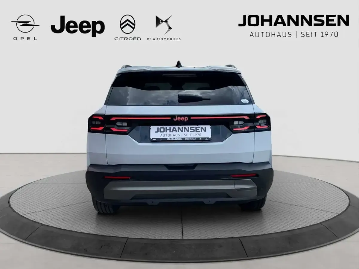 Neu Jeep Compass Summit 145 PS (106 kW) 2026 Weiß SUV
