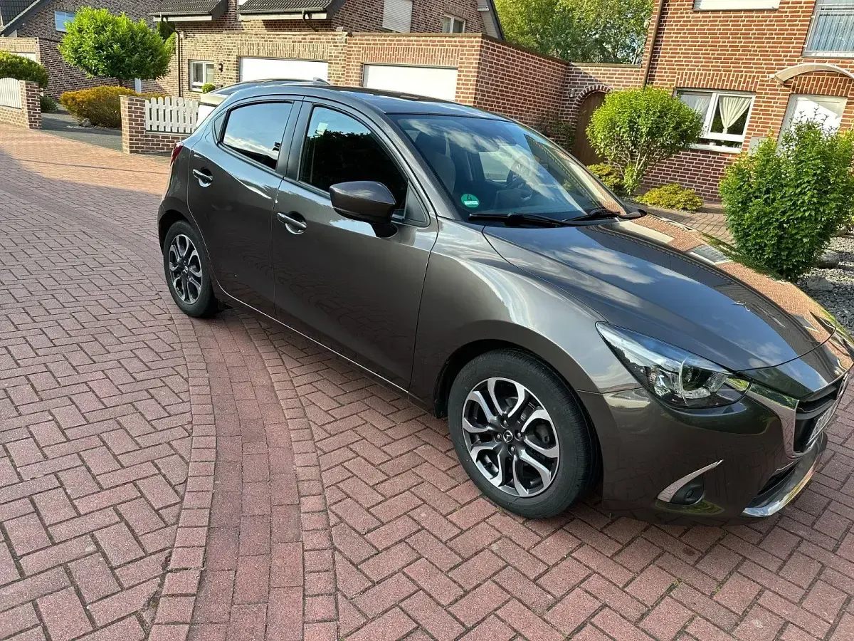 Gebraucht Mazda 2 Kizoku 90 PS (66 kW) 2017 Braun Kleinwagen