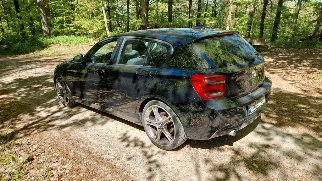 Gebraucht BMW 225 Sport Line 102 PS (75 kW) 2014 Schwarz Limousine