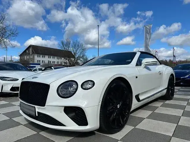 Brugt Bentley Continental Mulliner 2021 Hvid