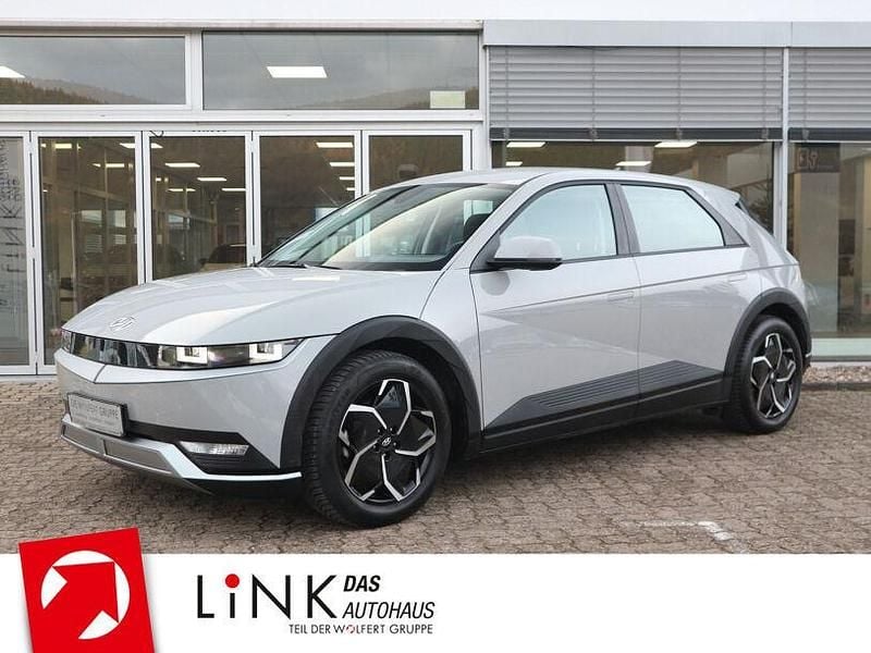 Cyber gray metallic Gebraucht 2022 Hyundai Ioniq 5 SUV | 24.850 € (Superpreis) - Bild 1/3