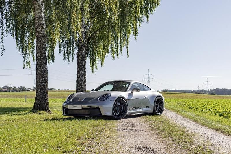 Silber Neu 2024 Porsche 992 Coupé | 399.000 € - Bild 1/4