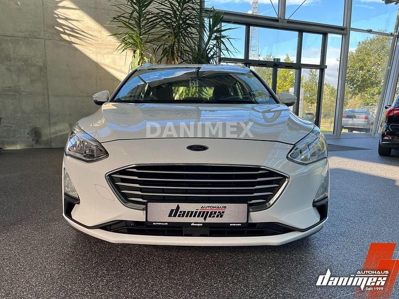 Gebraucht Ford Focus Cool & Connect 120 PS (88 kW) 2019 Weiß Kombi
