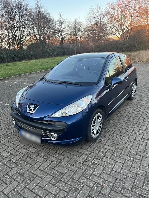 Blau Gebraucht 2007 Peugeot 207 Kleinwagen | 1.900 € (Superpreis) - Bild 1/4