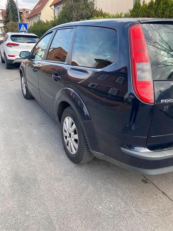 Gebraucht Ford Focus 100 PS (73 kW) 2007 Kombi