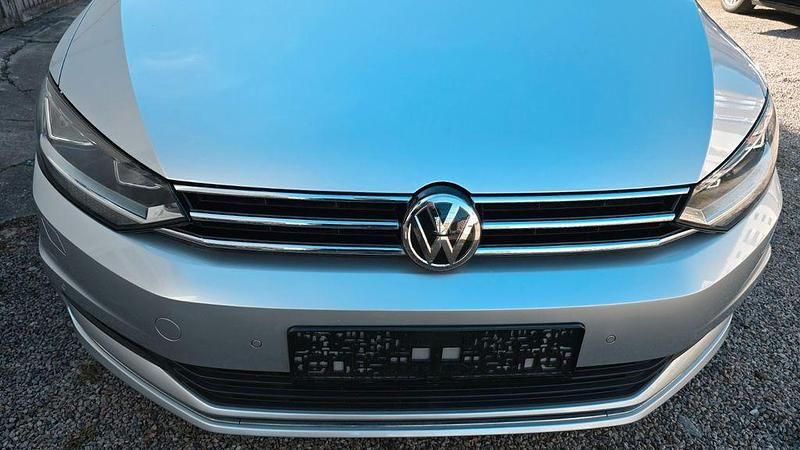 Gebraucht VW Touran Join 150 PS (110 kW) 2018 Silber Van / Kleinbus