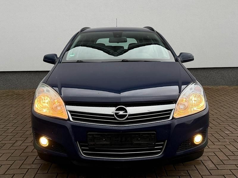 Gebraucht Opel Astra 125 PS (91 kW) 2008 Blau Kombi