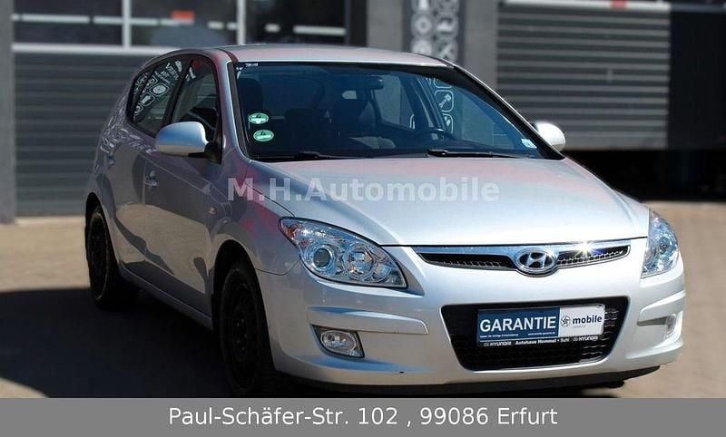 Gebraucht Hyundai i30 122 PS (89 kW) 2008 Silber Limousine