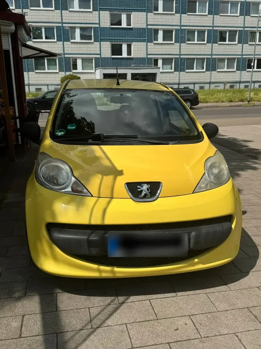 Gebraucht Peugeot 107 68 PS (50 kW) 2008 Gelb Kleinwagen