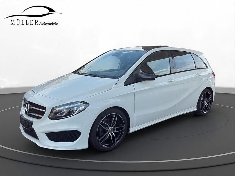 Weiß Gebraucht 2016 Mercedes B200 AMG Van / Kleinbus | 12.990 € (Etwas zu teuer) - Bild 1/4