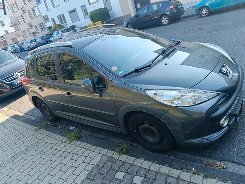 Grau Gebraucht 2008 Peugeot 207 Outdoor Outdoor Kombi | 600 € - Bild 1/4