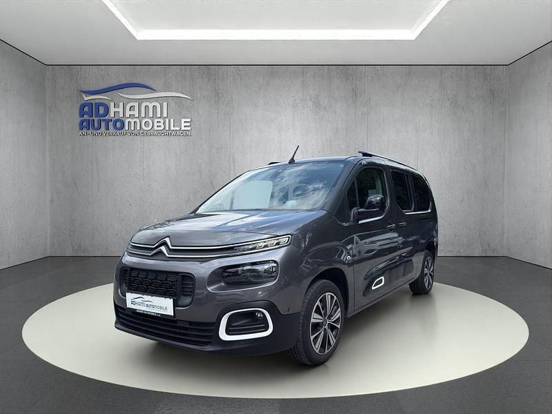 Grau Gebraucht 2021 Citroën Berlingo Shine Van / Kleinbus | 23.489 € (Etwas zu teuer) - Bild 1/4