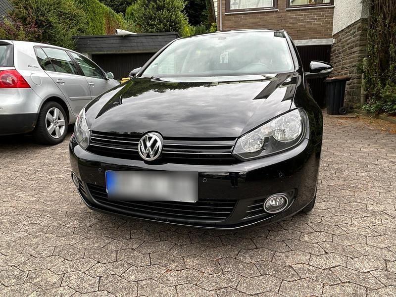 Schwarz Gebraucht 2012 VW Golf VI Kleinwagen | 4.000 € (Superpreis) - Bild 1/4
