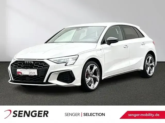 Używany Audi A3 Sportback e-tron S-Line 245 KM (180 kW) 2022 Hatchback