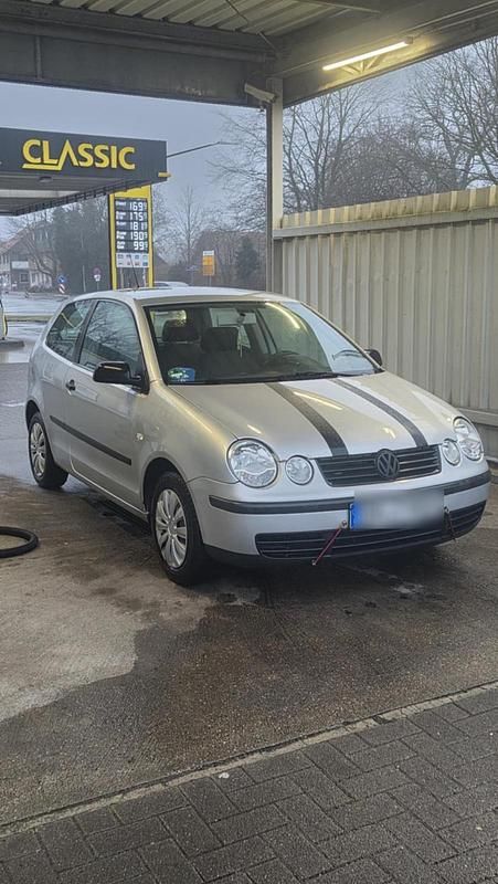 Gebraucht VW Polo 55 PS (40 kW) 2004 Grau Kleinwagen
