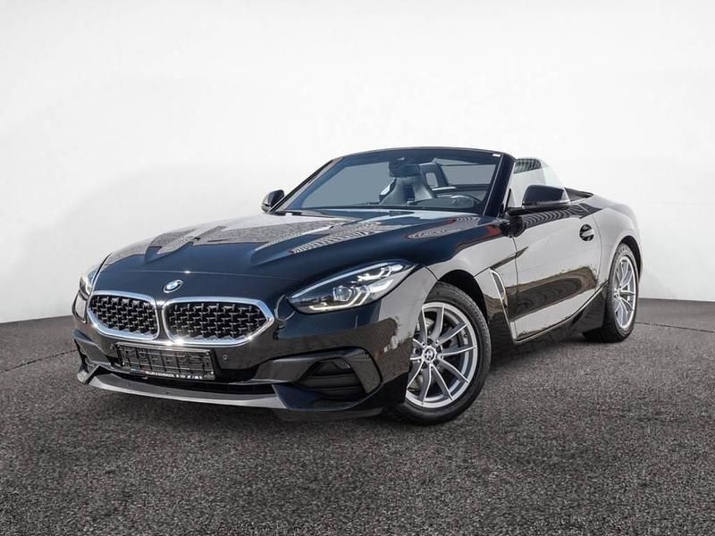 Schwarz Gebraucht 2021 BMW Z4 Advantage Cabrio | 30.950 € (Fairer Preis) - Bild 1/4