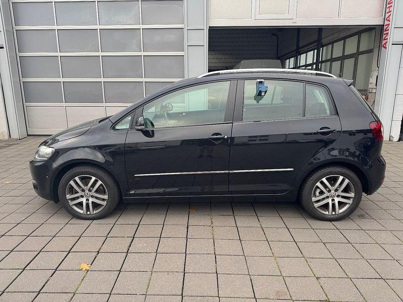Gebraucht VW Golf Plus Cross 160 PS (117 kW) 2009 Schwarz Van / Kleinbus