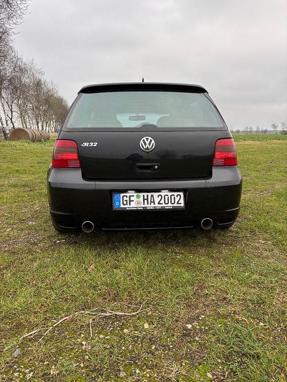 Gebraucht VW Golf IV R 241 PS (177 kW) 2002 Schwarz Limousine