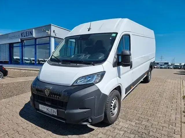 Gebraucht Peugeot Boxer 180 PS (132 kW) 2024 Andere Van