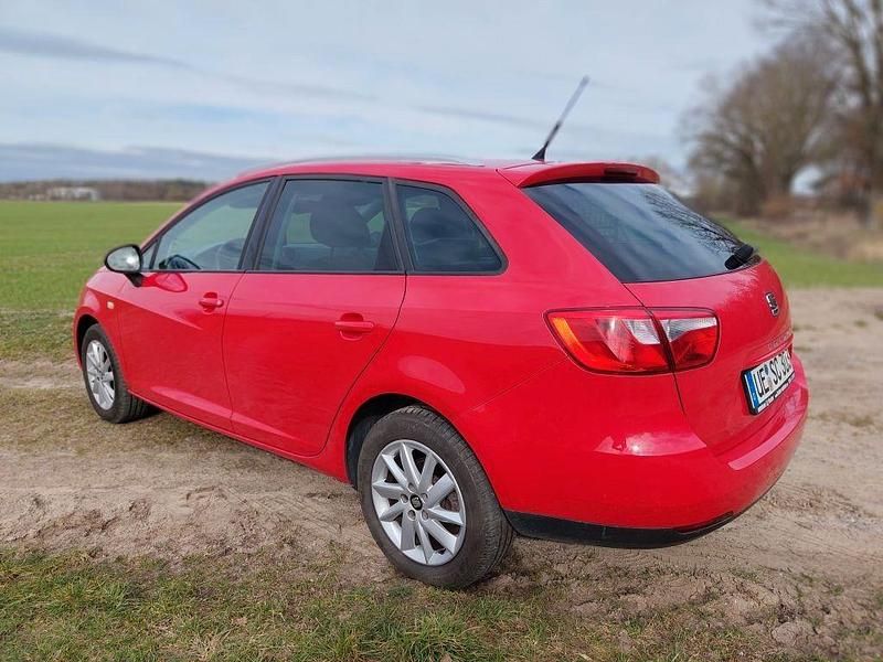 Gebraucht Seat Ibiza Sun 90 PS (66 kW) 2015 Rot Limousine